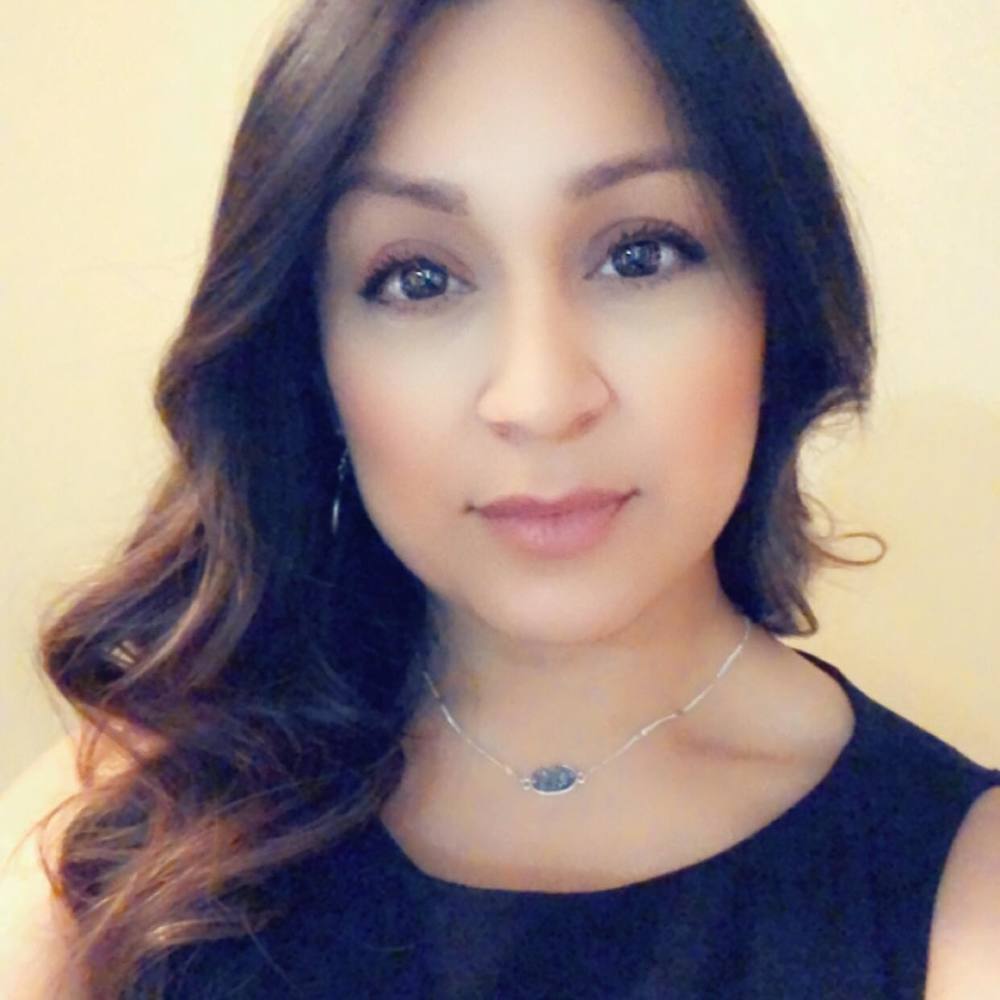 Meet your Posher, Crystal